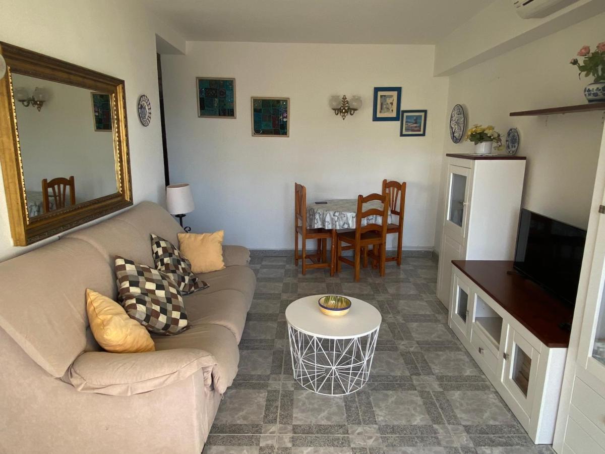 Cozy Apartment With First Line Seaview In Perfect Location, Near The Marina Benalmádena Exterior foto